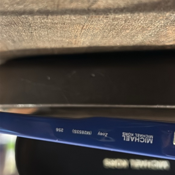 Michael Kors Sunglasses 🕶️ - Picture 4 of 9